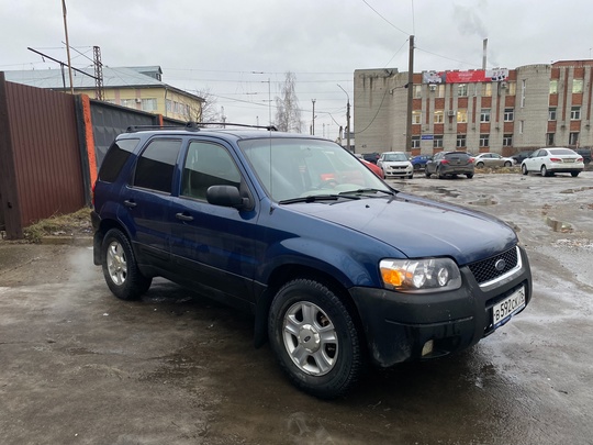 Продам Форд Эскейп 3.0 бензин (1)