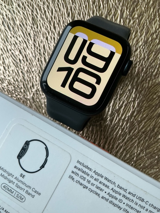 Часы Apple Watch SE(40 ml)