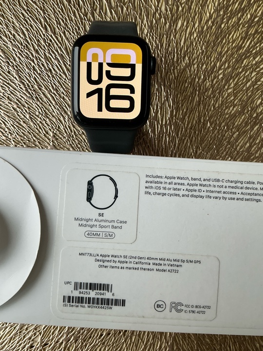 Часы Apple Watch SE(40 ml) (4)