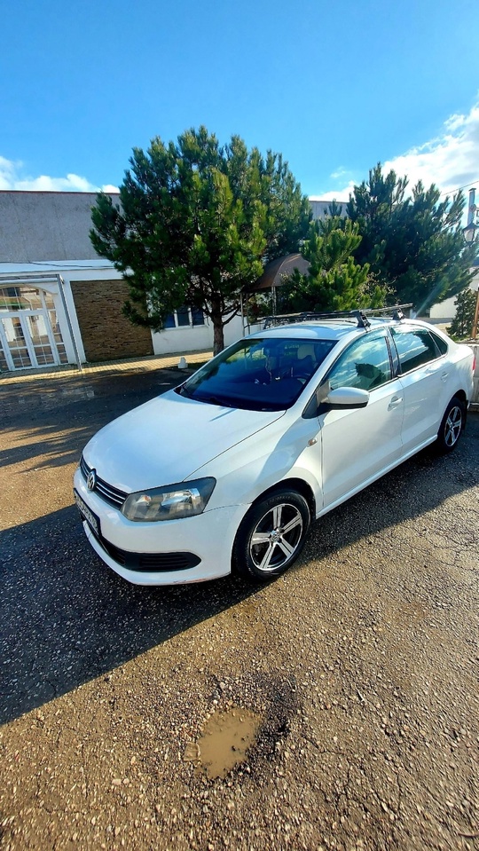 Продам полика 2011 года, автомат (2)