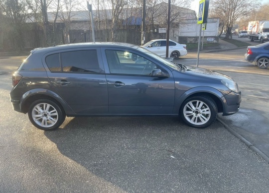 Марка: Opel Astra H
Год: 2006
Цена: (2)