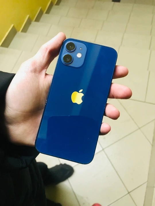 Продам iPhone 12 mini
128gb, в