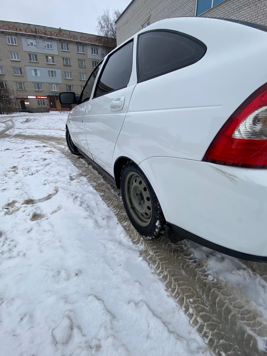 Автомобиль: priora 
Город осмотра: Ярославль (6)