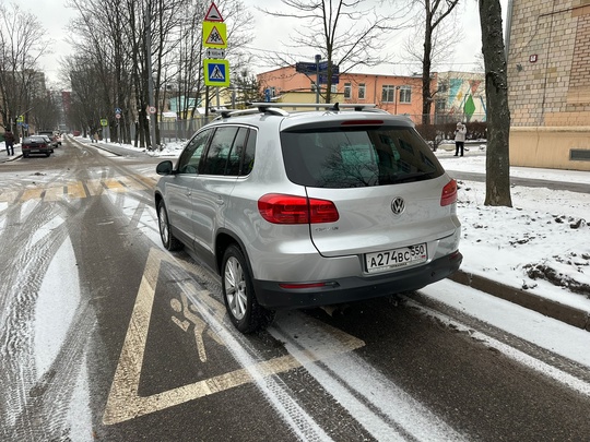 -Volkswagen Tiguan 2013г.в 2.0 дизель (3)