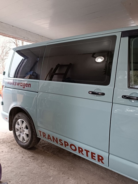 Продам Volkswagen T5 2004г 2.5 (4)