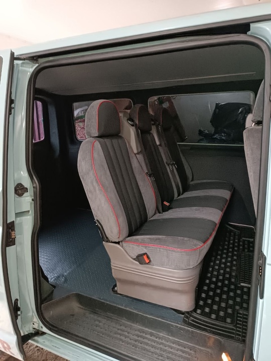 Продам Volkswagen T5 2004г 2.5 (7)