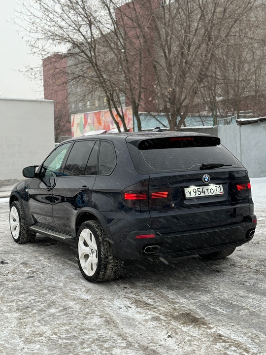 BMW X5 E70 2008год 4.8л (2)