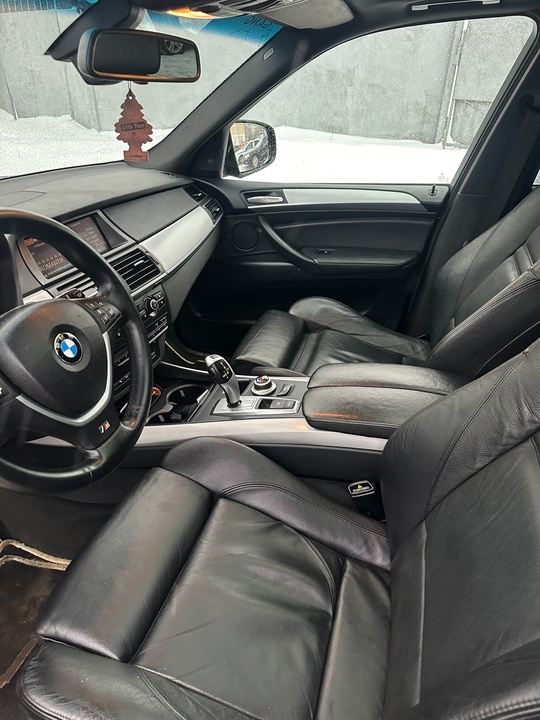 BMW X5 E70 2008год 4.8л (8)
