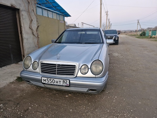 Мерседес Е200 w210 1999г
2.0 136л.с