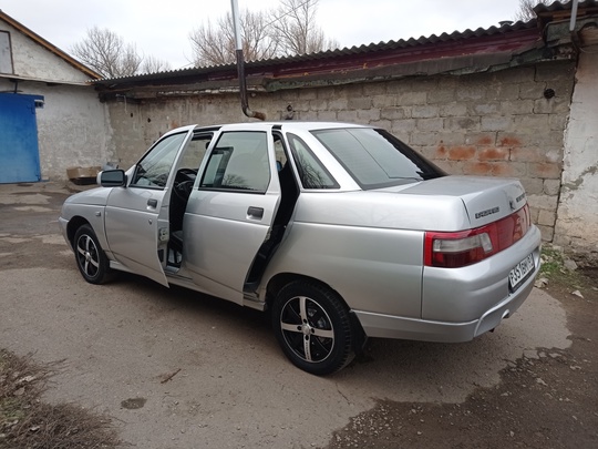 Продам отличный автомобиль ВАЗ 2110