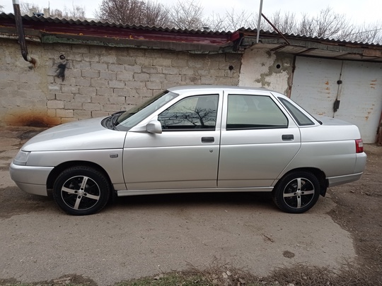 Продам отличный автомобиль ВАЗ 2110 (2)