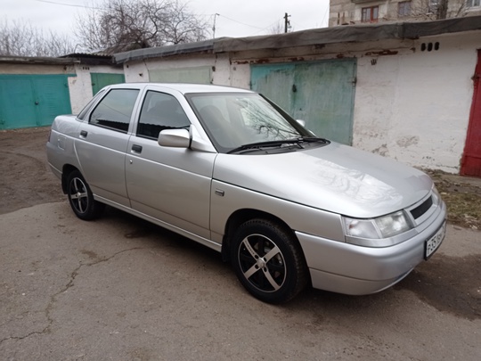 Продам отличный автомобиль ВАЗ 2110 (5)