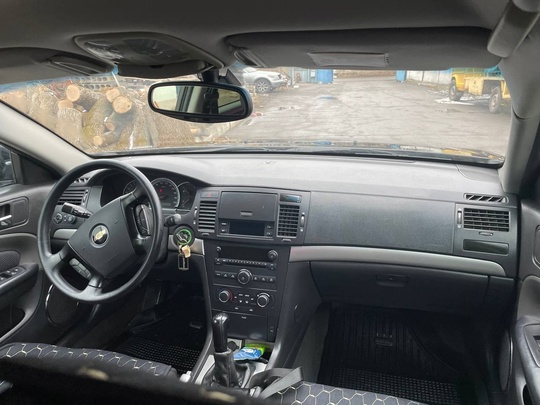ПРОДАМ Chevrolet Epica
2007 Год 
Состоянии отличное (2)