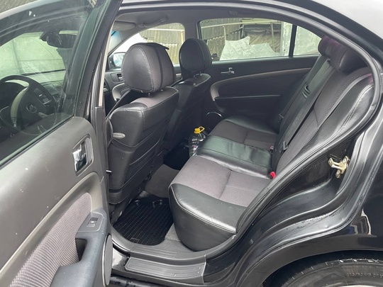ПРОДАМ Chevrolet Epica
2007 Год 
Состоянии отличное (5)