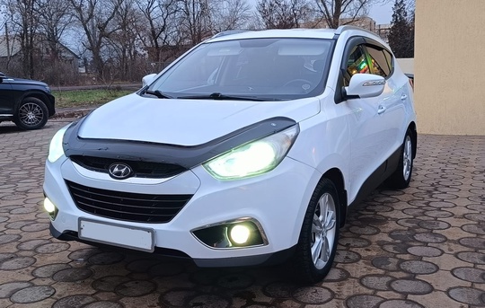 Продам ix 35 4wd 2011
