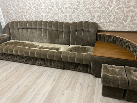 Продам угловой диван в хорошем