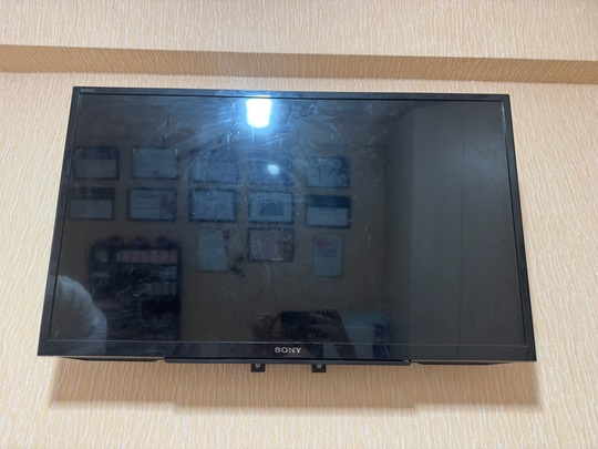 Продам рабочий телевизор Sony на