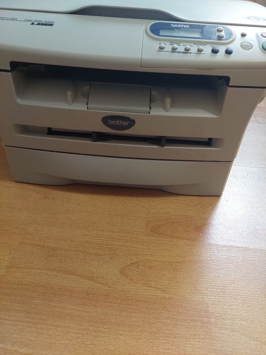 Продам МФУ лазерный brother dcp (2)