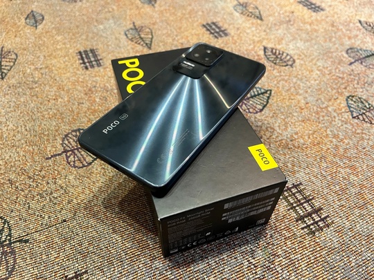 Продам отличный смартфон POCO F4 (2)