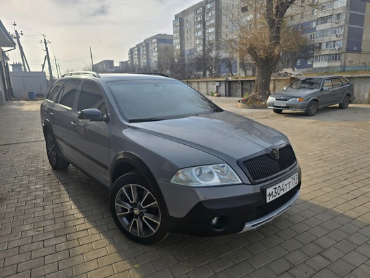 Skoda Octavia A5 Scout
2009
2.0 дизель,