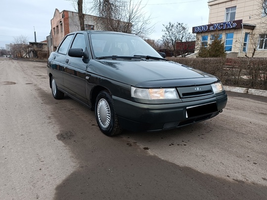 Продам ВАЗ 2110. 1.6, 8 (1)