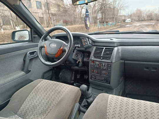 Продам ВАЗ 2110. 1.6, 8 (5)