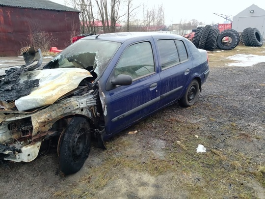 Продам рено симбол целиком в (1)