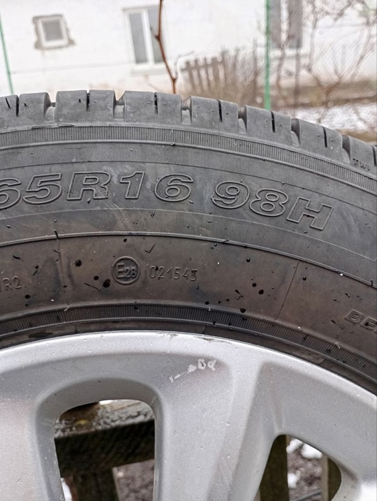 Продам цена 50 т.р Енакиево (4)