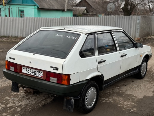 Продам ВАЗ 2109 91г 
Авто (3)