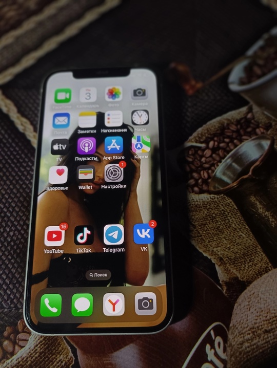 Обменяю IPhone 12 128 GB (1)