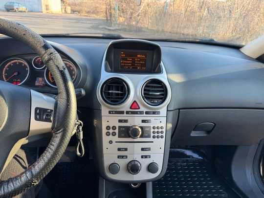 Продам Opel Corsa 2008 г. (7)
