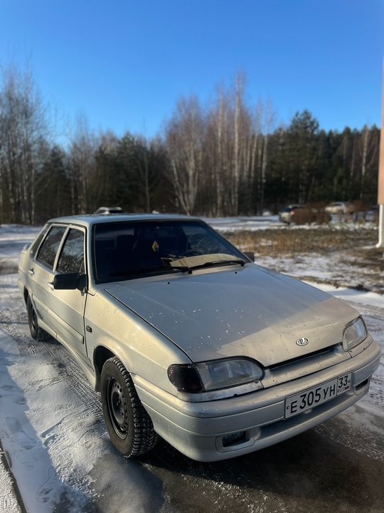 Продам ваз 2115
В хорошем состояние (2)