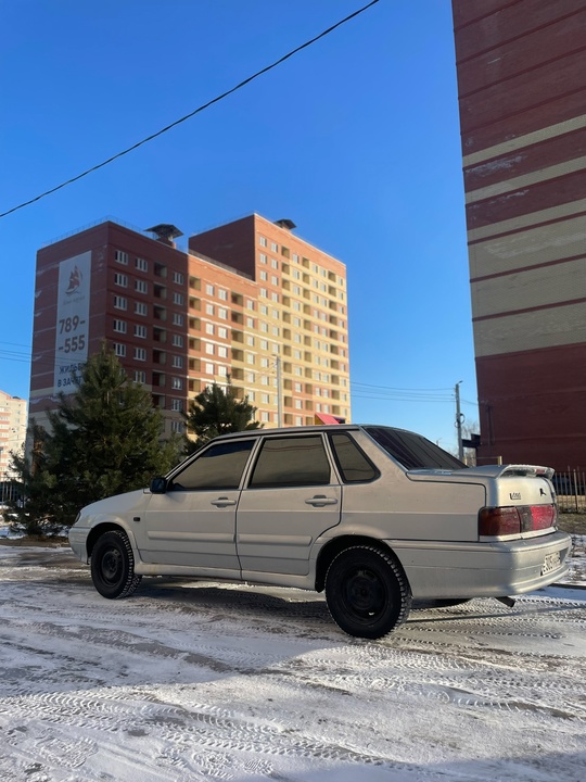 Продам ваз 2115
В хорошем состояние (3)