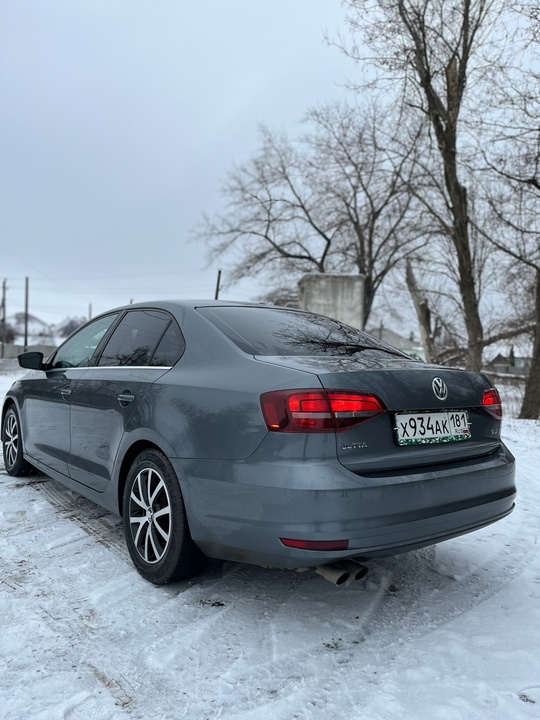 Продам Volkswagen Jetta 2017 года (3)
