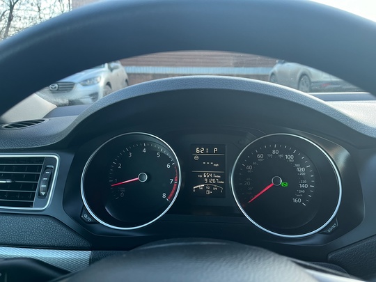 Продам Volkswagen Jetta 2017 года (5)