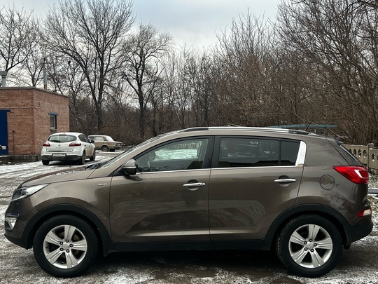 Продам Kia Sportage 2012 года (3)