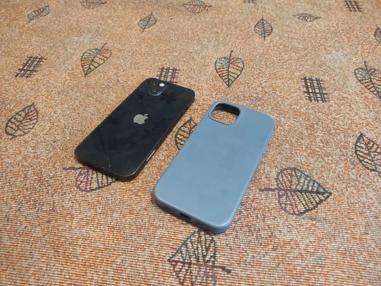 Срочно.
Продам iPhone 13 на 128 (1)