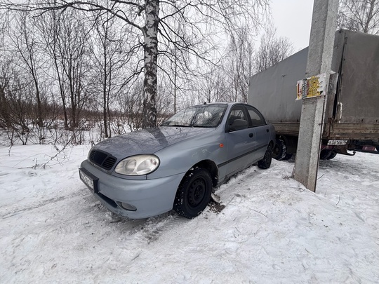 Продам/обменяю.
Дно целое, без дыр.
багажное пространство (2)
