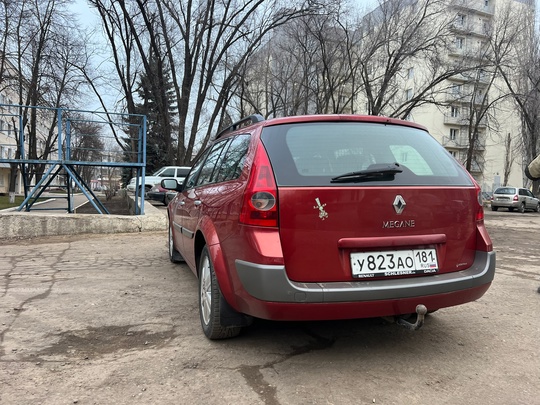 Продам Renault Megane универсал!
2005 года (3)