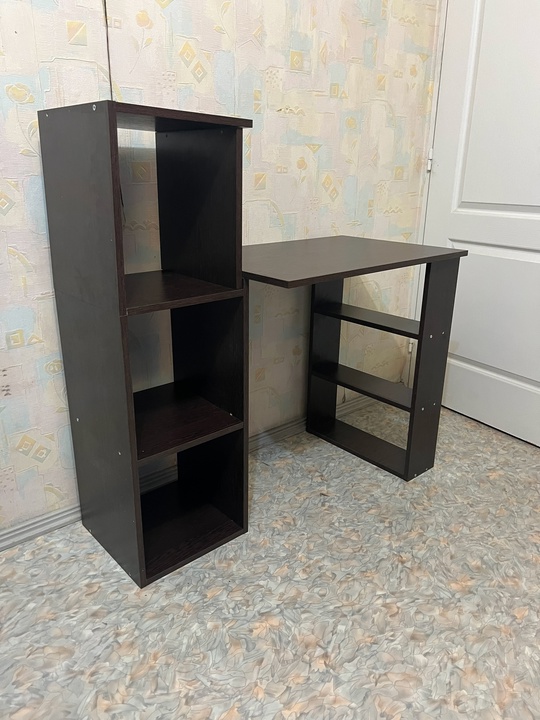 В продаже  стол/рабочее место