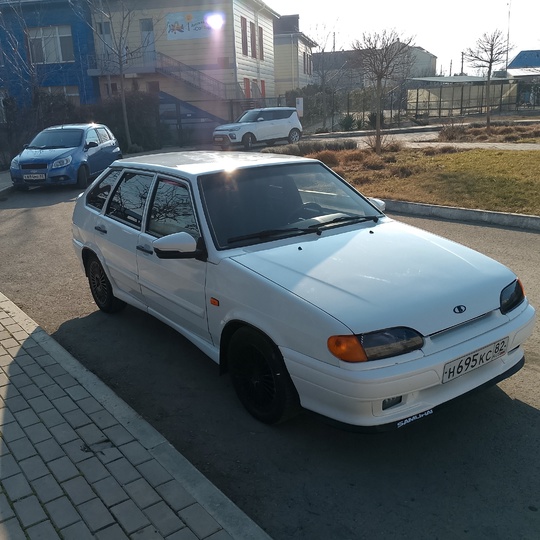 пацанский таз радует глаз)) вид (2)