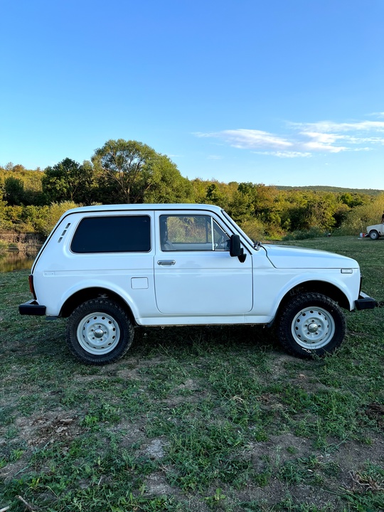 Продам ниву после реставрации 1996г, (3)