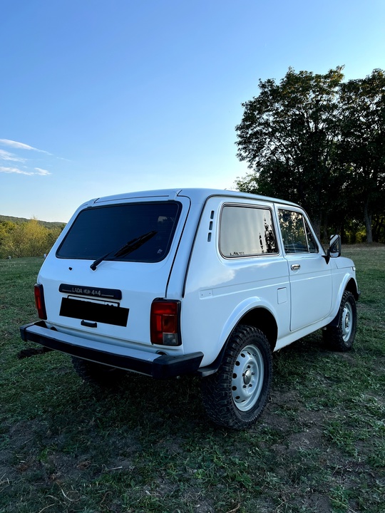 Продам ниву после реставрации 1996г, (4)