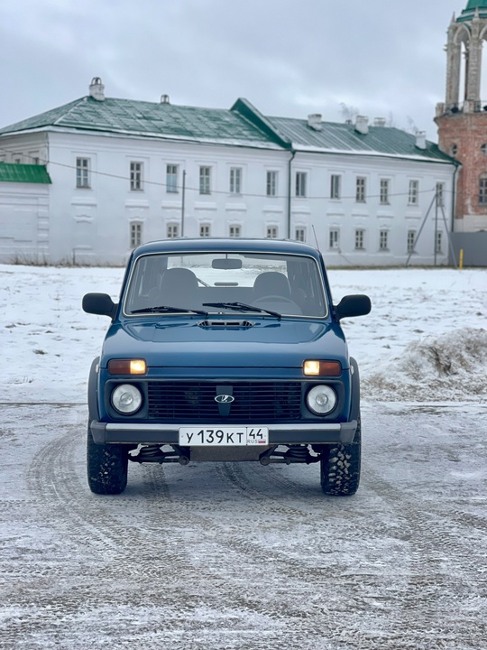 Автомобиль: ВАЗ 2121 (4х4) НИВА
Город (1)