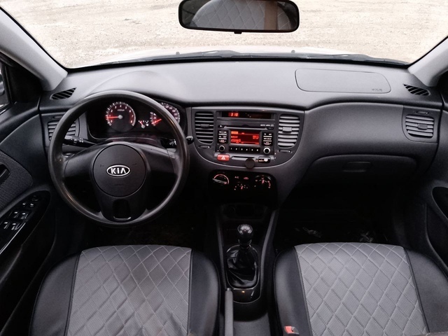 Kia rio rest 2011
 1.4
2011
Бенз, (3)