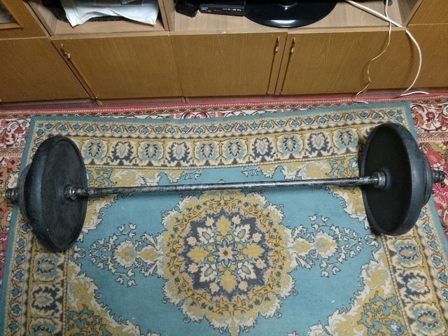 Продам штангу с Олимпийским грифом. (1)