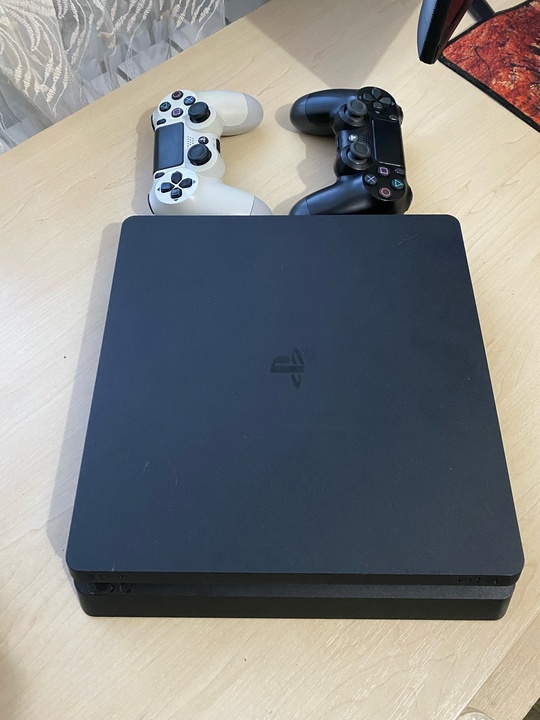 1.Продам новый Nintendo switch OLED (5)