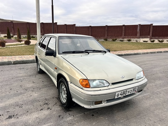 2005 год 
215 000 тысяч (1)