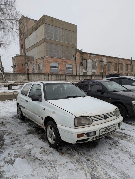 Продам гольфа, заводится едет. Установлен (2)