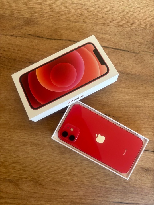 Продам iPhone 12 на 256гб,
